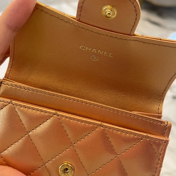 NWT Chanel Metallic Lambskin Quilted Flap Card Holder Wallet - Picture 6 of 6